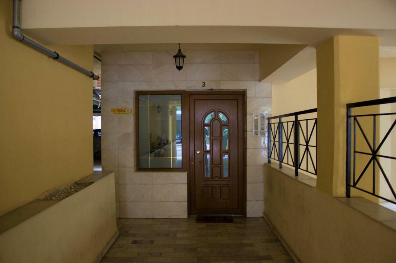 Cute Apartment In The Center Of The City Lárisa Eksteriør bilde